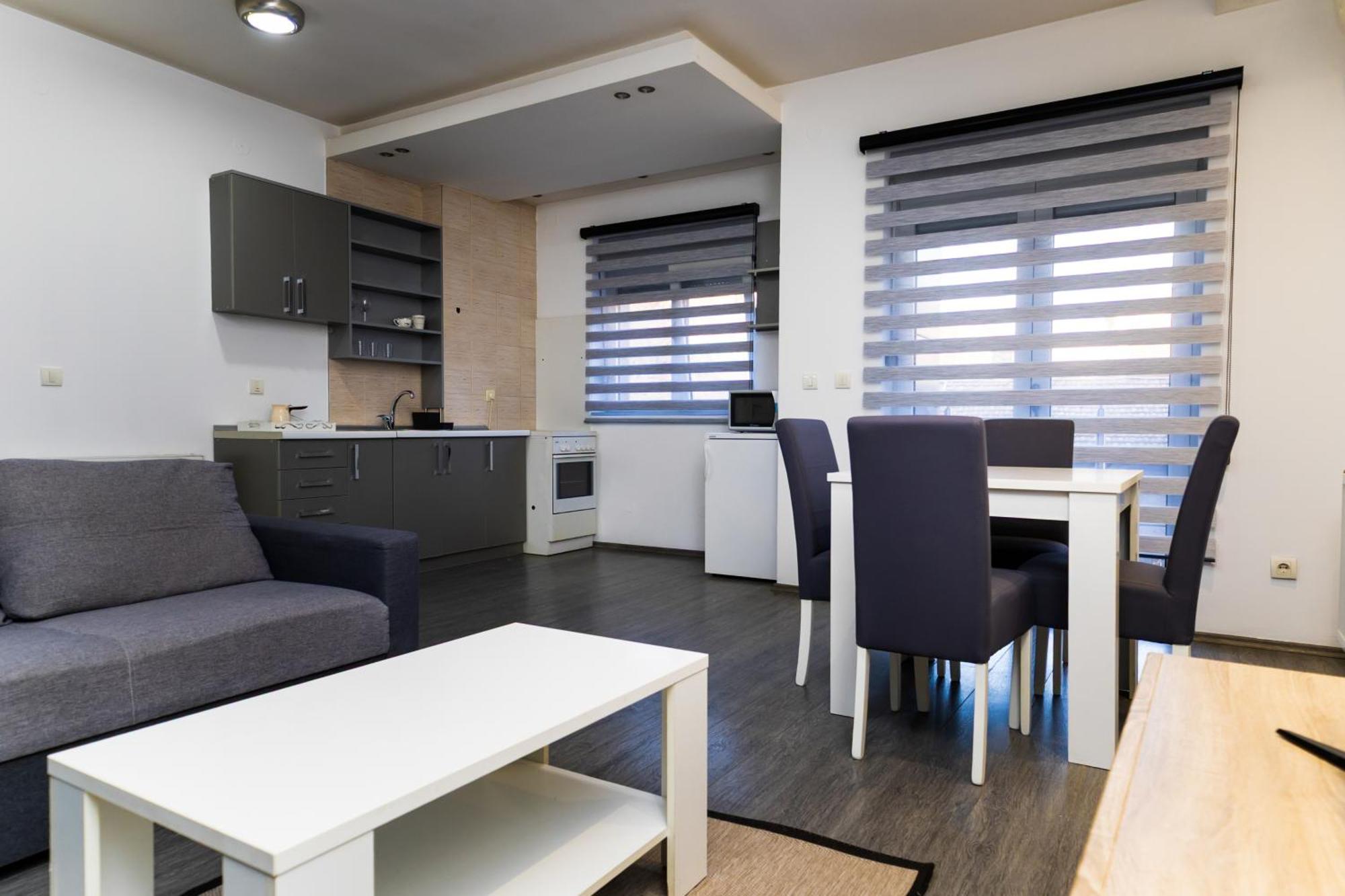 Ring Inn Apartments Obrenovac  Chambre photo